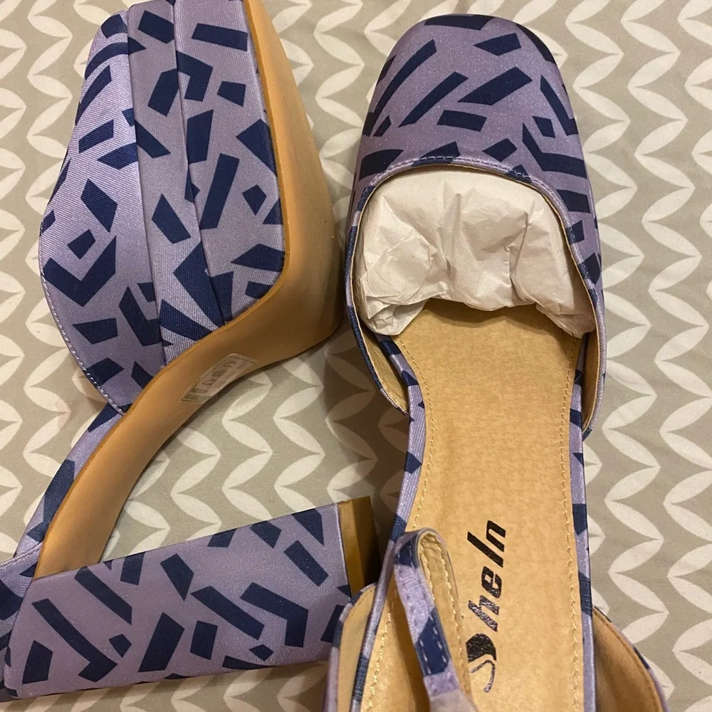 Platform heels - Picture 5 of 6
